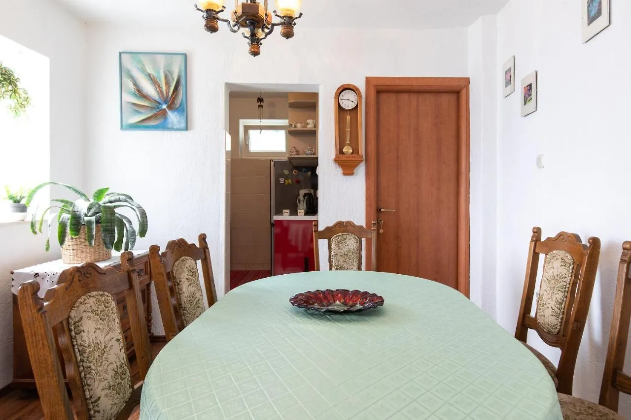 Oldtown 2 Apartment Baska  0*, Baska (Krk)