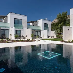 5* Hotel & Isola