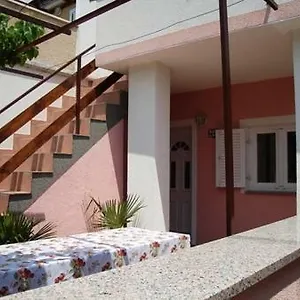 Sersic Apartman